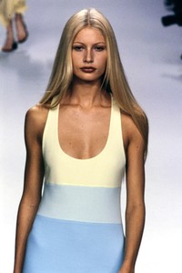 CALVIN-KLEIN-SPRING-1996-RTW-DETAIL-54-KIRSTY-HUME-CN10040627.jpg