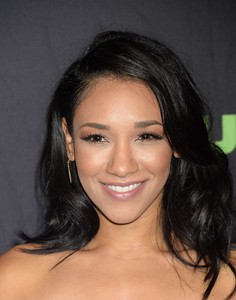 Candice-Patton_-PaleyFest-LA_-CWs-Heroes-and-Aliens--15.jpg