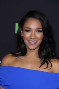 Candice-Patton_-PaleyFest-LA_-CWs-Heroes-and-Aliens--23.jpg