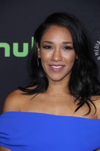 Candice-Patton_-PaleyFest-LA_-CWs-Heroes-and-Aliens--26.jpg