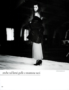 Demarchelier_Vogue_Italia_November_1985_07.thumb.png.24e261cdeed340eeb64c7fcfee0169a7.png