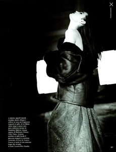 Demarchelier_Vogue_Italia_November_1985_12.thumb.png.b5c2fa24cb9fbeb6c40d9dbf485dc815.png