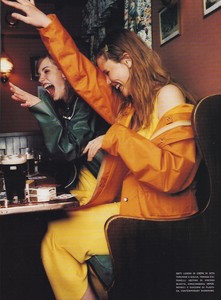 Elaine-Constantine-Italian-Vogue-Fashion-Editor-Cathy-Kasterine-Make-Up-Debbie-Stone-Models-Date-June-1999-002.jpeg
