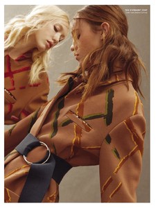 Elle_Canada-February_2018-page-006.jpg