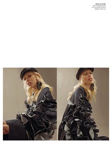 Elle_Canada-February_2018-page-008.jpg