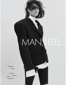 Elle_Singapore-January_2018-26.jpg