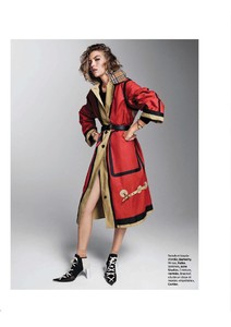 Grazia_-_1_decem_2017-page-006.jpg