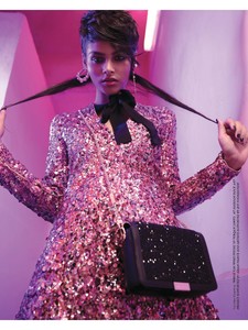 Grazia_India__December_2017-10.jpg