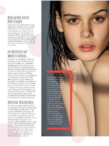 Grazia_UK-11_December_2017-page-018.jpg