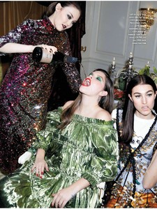 Grazia_UK__25_December_2017-9.jpg