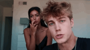 IMG_8898.GIF