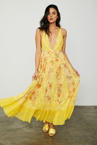 I_ll-Take-You-Farrer-Lace-Maxi-Dress-Yellow-Butterflies-Print-2_3000x.jpg