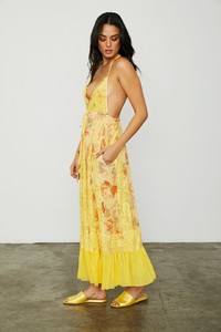 I_ll-Take-You-Farrer-Lace-Maxi-Dress-Yellow-Butterflies-Print-4_3000x.jpg