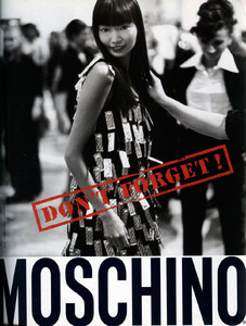 Irina-Pantaeva-Moschino-1996-phStefanoPandini.thumb.jpg.f3d579310338889c42d73fe138b17dda.jpg