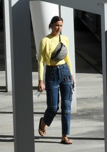 Irina-Shayk_-Photoshoot-at-the-Miami-International-Airport--46.jpg