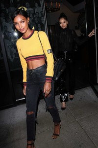 Jasmine-Tookes-in-Ripped-Jeans-at-Catch--13-662x993.jpg