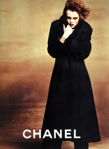 Karen-Elson-Chanel-1997-02.thumb.jpg.16529c6af676458dae32314ea9f48c52.jpg