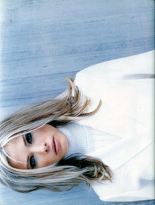 Karen-Ferrari-MaxMara-1996-02.thumb.jpg.54f18abd9e254b5926e7d38a6b1b9032.jpg