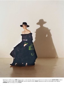 LOfficiel_France-25_November_2017-page-015.jpg