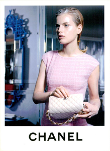 Lagerfeld_Chanel_Cruise_96_97_05.thumb.png.200e6b2f461da52e92d9bedfdcb80118.png