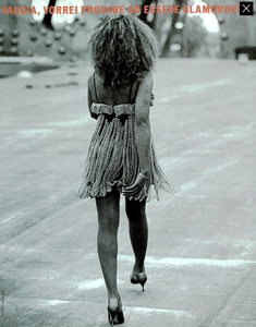 Lindbergh_Gustafson_Vogue_Italia_December_1989_14.thumb.png.27c74e536d8f7bd717d8eb5a3d2d1e84.png