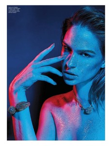 Marie_Claire_Malaysia-December_2017-page-003.jpg
