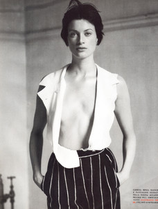 Meisel_Vogue_Italia_August_1993_03.thumb.jpg.bb67c2a1643d25ccd26665867a112fbf.jpg