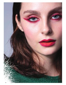 MissWintr1718-page-005.jpg