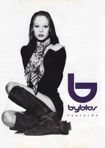 Nina-Brosh-Byblos-1994-ph.Albert-Watson-03.thumb.jpg.2068ecb84359d2d42c4061196120cd60.jpg