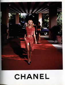 Shalom-Harlow-Amber-Valletta-Chanel-1996-03.thumb.jpg.e3990d6e28bc73041648be0ce8b12579.jpg