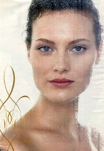 Shalom-Harlow-Guerlain-1999-01.thumb.jpg.5845f9bc87758a31d1b3fef7fbe69e37.jpg