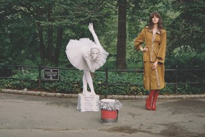 Vanessa-Moody-Editorial05.thumb.jpg.1ae0d10c91d2612981ced8556335eaaa.jpg