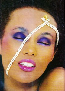 Watson_Vogue_Germany_July_1982_05.thumb.jpg.4cd9c982f1ff89cb32ebea5cdfeac9d6.jpg