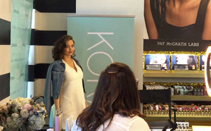 X17_miranda_kerr_pregnant_120317_25.thumb.jpg.fbb5d9c0994940a77937f29d8f49e3d0.jpg