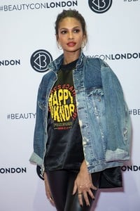 alesha-dixon-beautycon-in-london-1.jpg