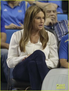 caitlyn-jenner-ucla-basketball-game-03.jpg