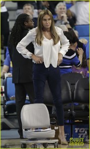 caitlyn-jenner-ucla-basketball-game-08.jpg