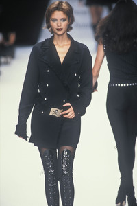 chantal-thomas-fw-1994-1.thumb.JPEG.66c54e74acb07d10ef502e28d0168ef8.JPEG