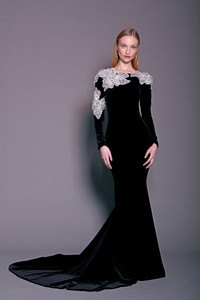 christian-siriano-pf18-38.thumb.jpg.3aa38c40cf7d3fd6966f62ee6d07e244.jpg