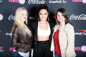 demi-lovato_picturepub-004.jpg