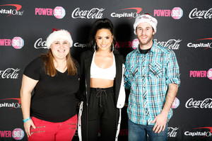 demi-lovato_picturepub-005.jpg