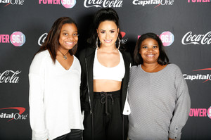 demi-lovato_picturepub-008.jpg