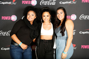 demi-lovato_picturepub-021.jpg