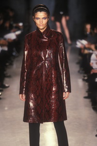 donna-karan-fw-1997-2.thumb.jpg.dd8097df3ef424c2658b8c3072aa00c8.jpg