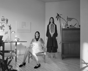 drake-burnette-elizabeth-davison-mona-matsuoka-by-dario-catellani-for-numecc81ro-china-february-2016-21.jpg