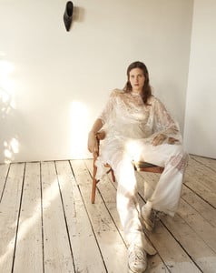 drake-burnette-elizabeth-davison-mona-matsuoka-by-dario-catellani-for-numecc81ro-china-february-2016-3.jpg