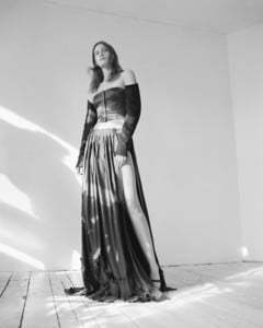 drake-burnette-elizabeth-davison-mona-matsuoka-by-dario-catellani-for-numecc81ro-china-february-2016-8.jpg