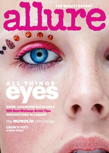 edie_allure_jan18_cover_alluremagazine.thumb.jpg.821b8dd6d5eaf0c807d947312da95555.jpg