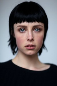 edie_dna_digitals_feb15_girlstocast_1.thumb.jpg.d350459a58892e1b8f7ea69ee631c05d.jpg