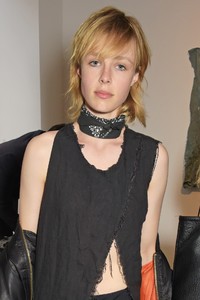 edie_maison_mais_non_2jun15_tatler.thumb.jpg.97c525203a7b728e5674091d4aca261e.jpg